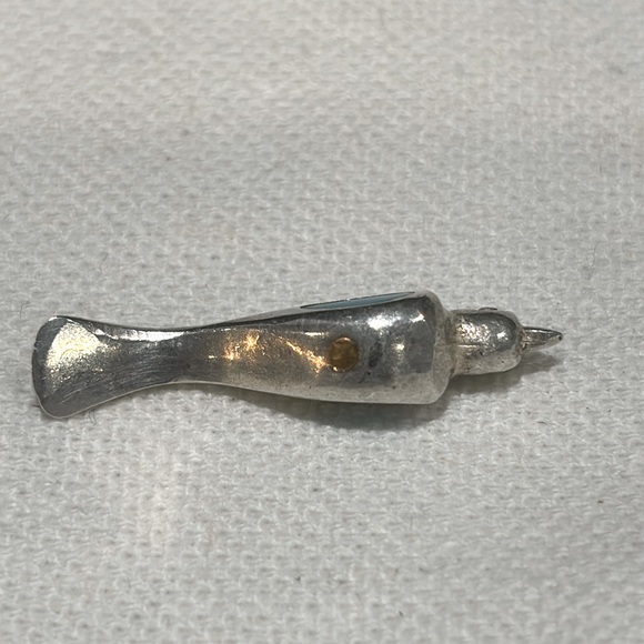 🐦‍⬛🩵 Sterling Silver Bird Charm with Turquoise Wings - Picture 4 of 4